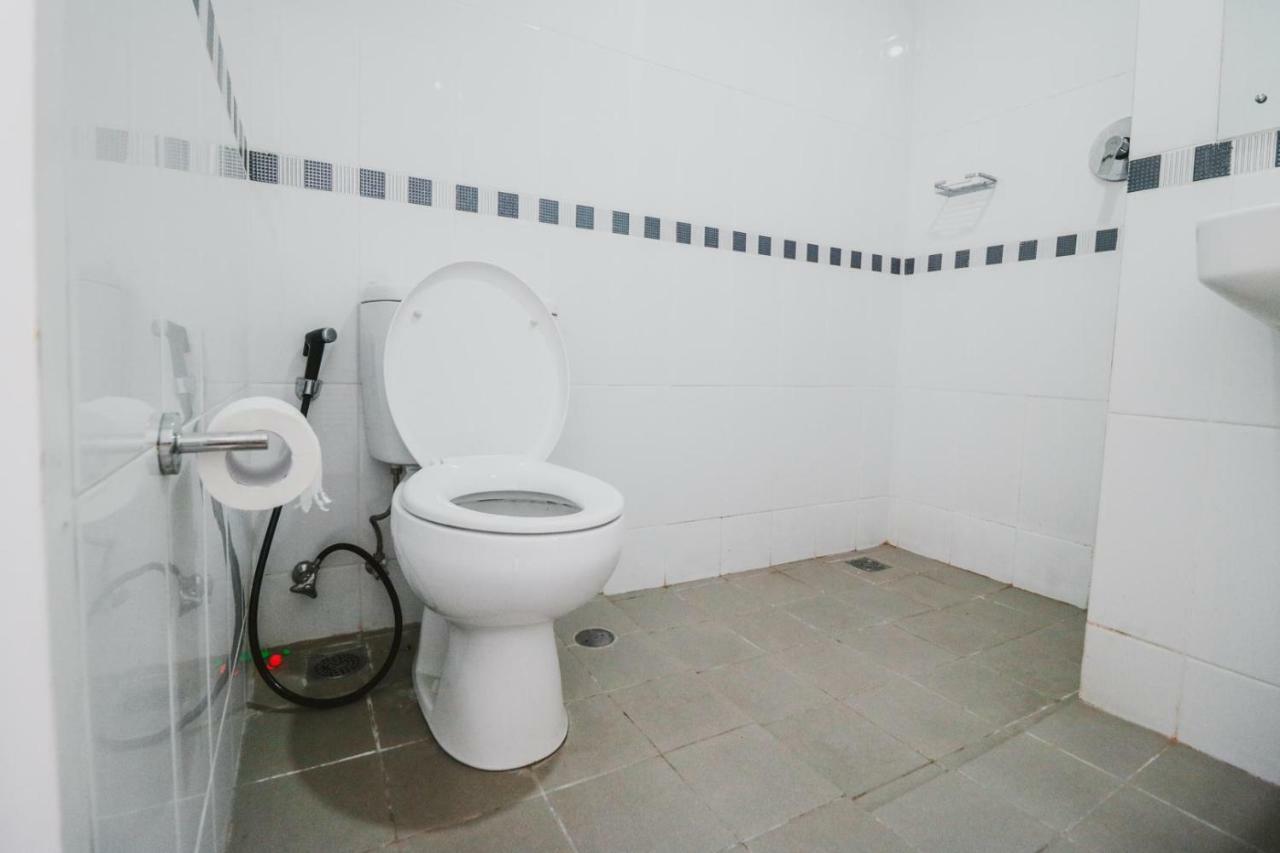 Reddoorz Apartment Near Summarecon Mall Serpong Tangerang Eksteriør bilde