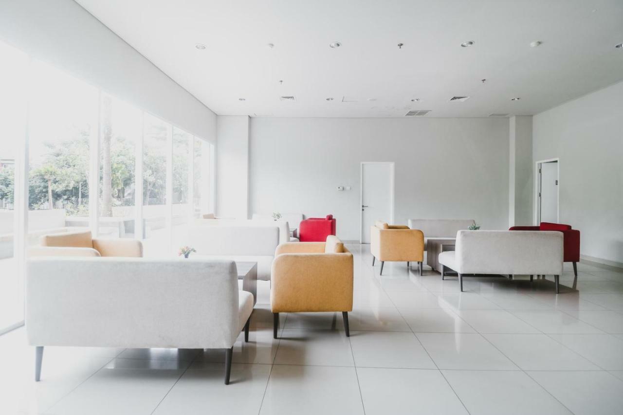 Reddoorz Apartment Near Summarecon Mall Serpong Tangerang Eksteriør bilde